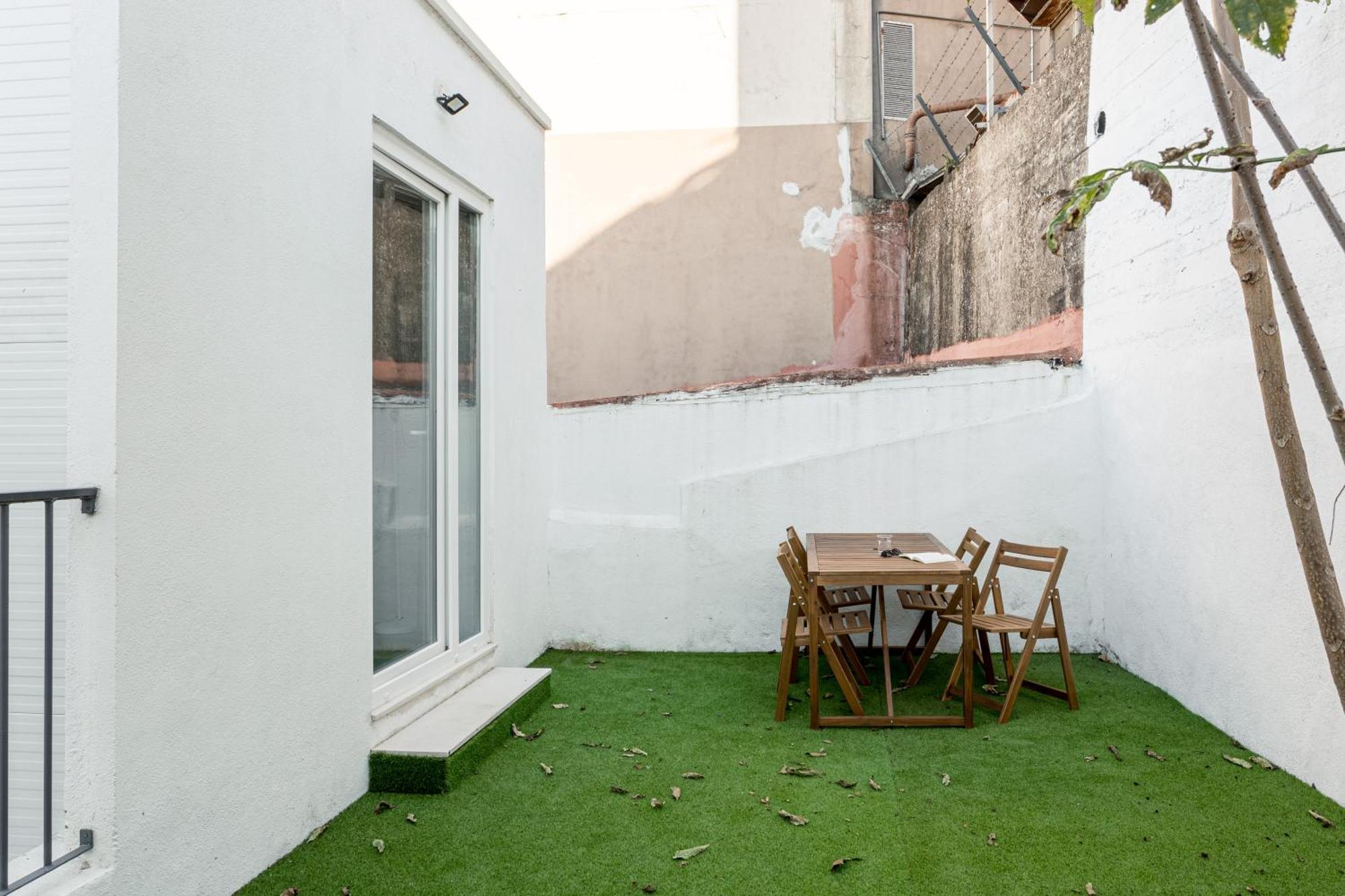 Joivy Minimalistic Apt W Patio In Principe Real Lisboa Exteriér fotografie